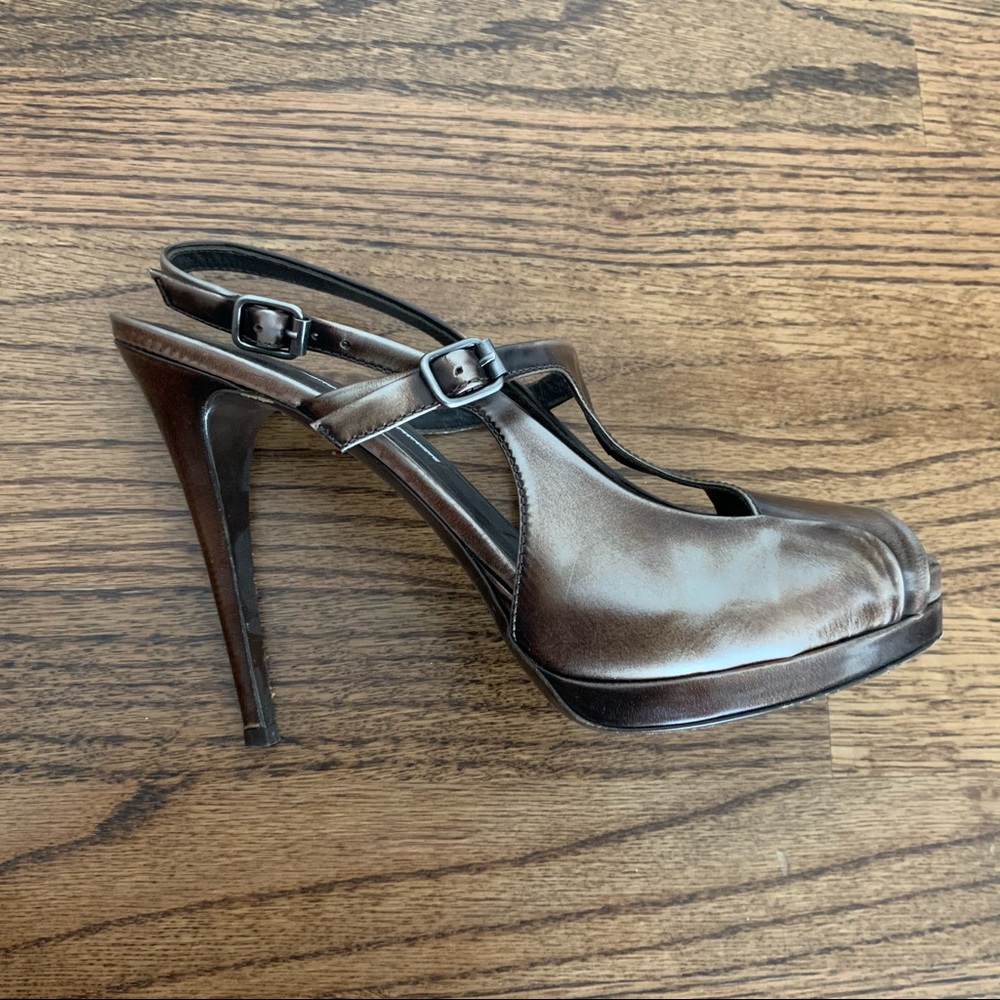 Heels - Picture 4 of 8